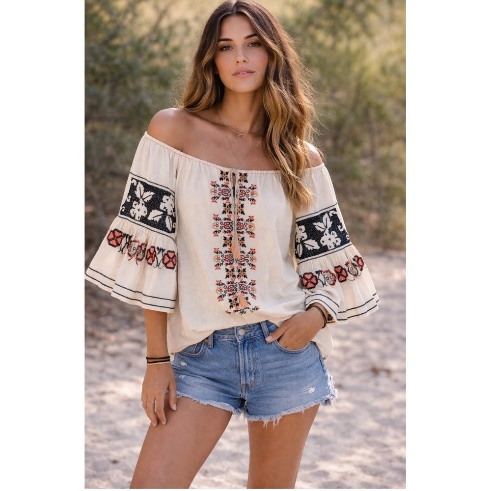 Sophie Max embroidered BoHo top size medium